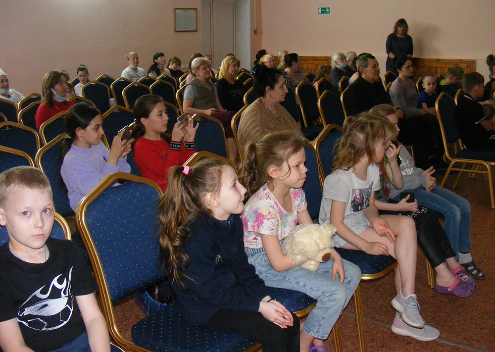 ПОЖЕЛАНИЯ БЕЖЕНЦАМ ИЗ ЛУГАНСКА